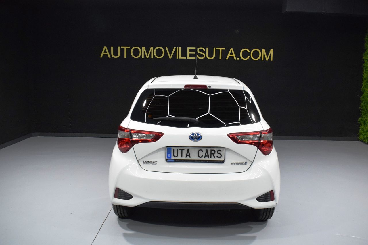 Foto Toyota Yaris 6