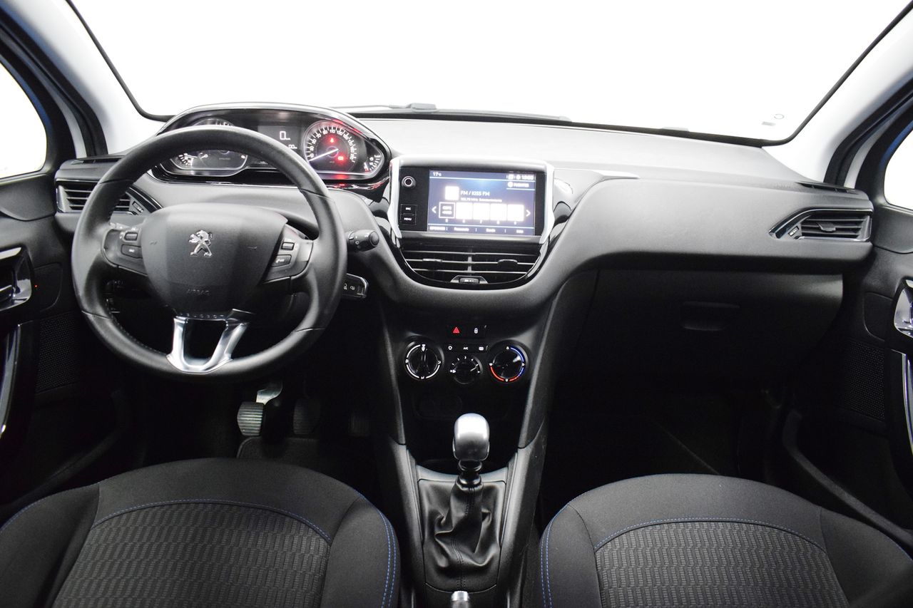 Foto Peugeot 208 16