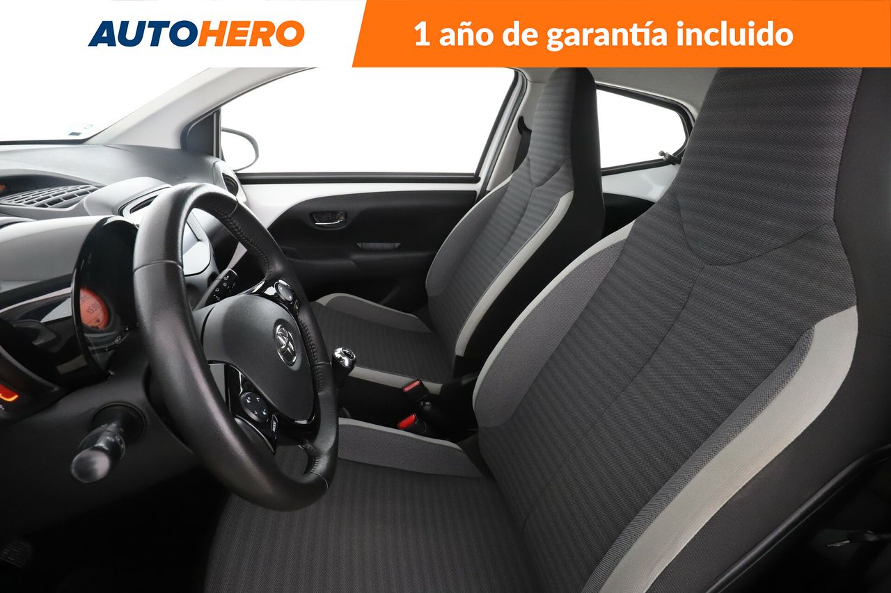 Foto Toyota Aygo 11