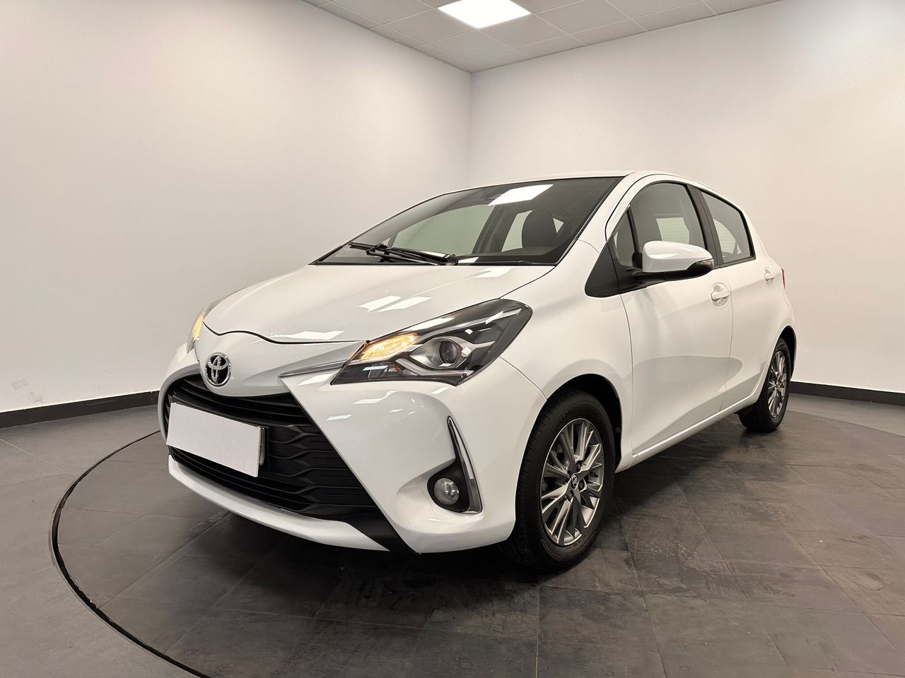 Foto Toyota Yaris 1