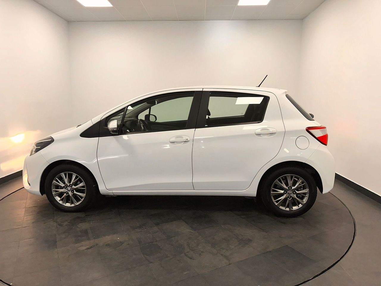 Foto Toyota Yaris 12