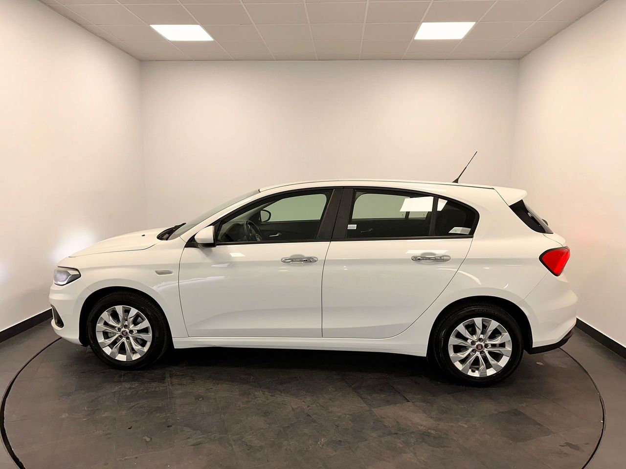 Foto Fiat Tipo 10