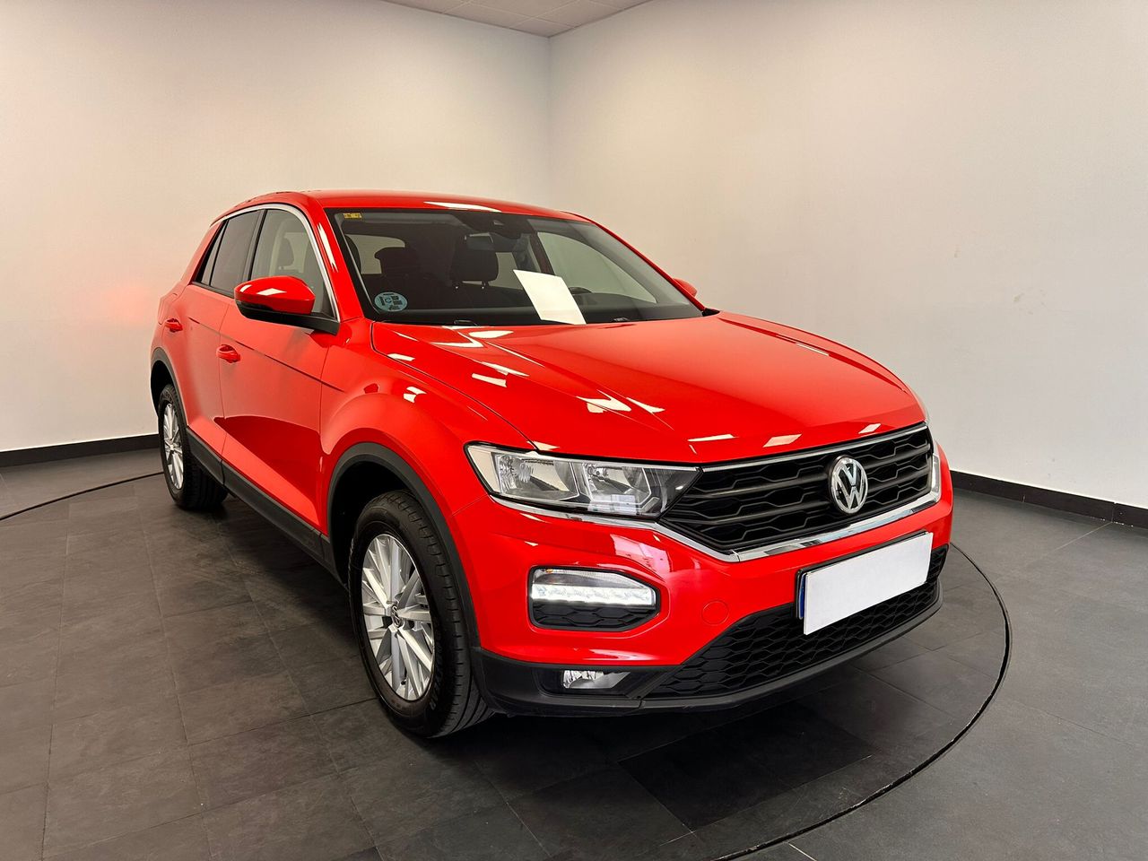 Foto Volkswagen T-Roc 4