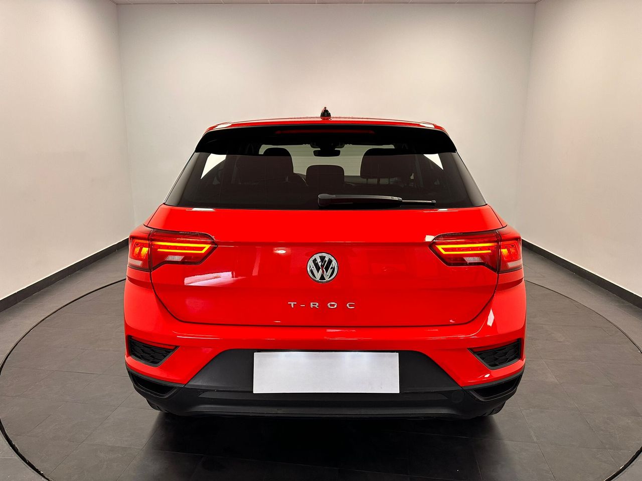 Foto Volkswagen T-Roc 6