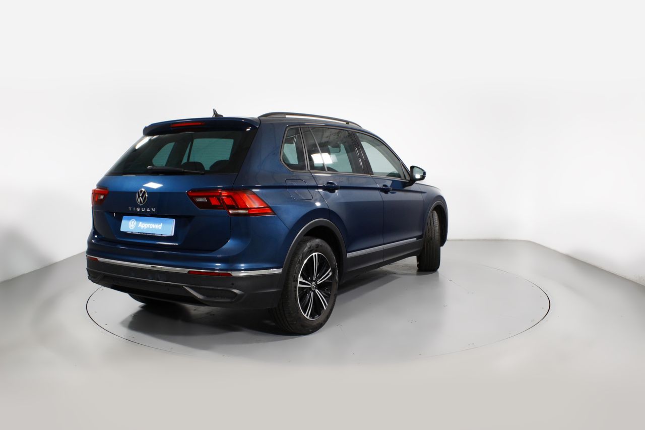 Foto Volkswagen Tiguan 24