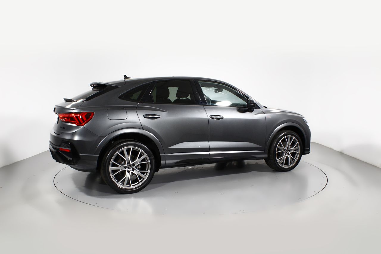 Foto Audi Q3 24