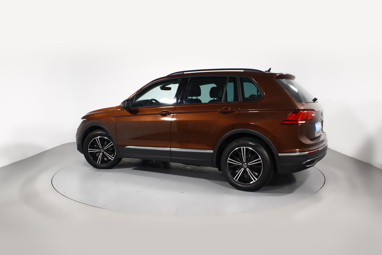 Foto Volkswagen Tiguan 18