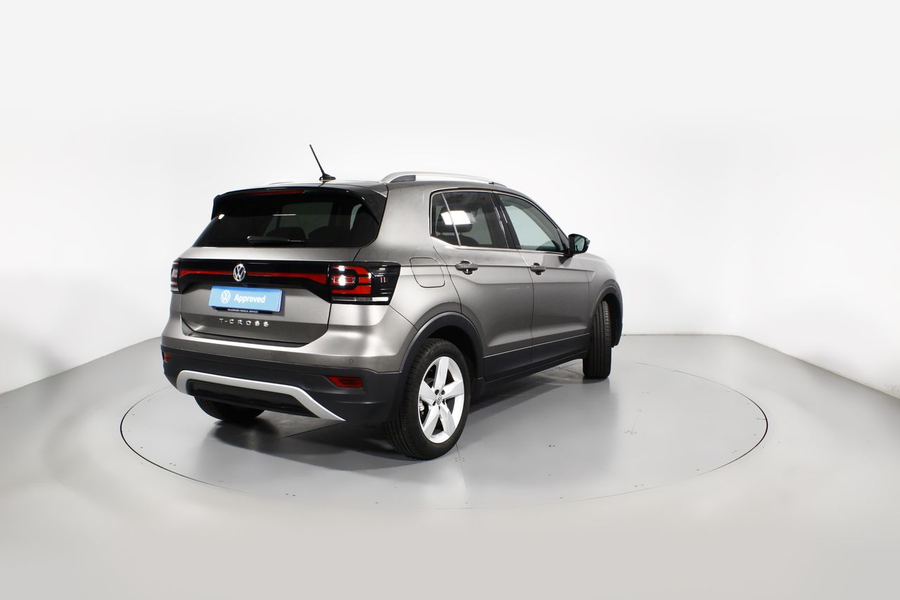 Foto Volkswagen T-Cross 25