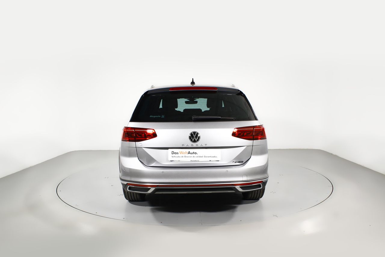 Foto Volkswagen Passat 16