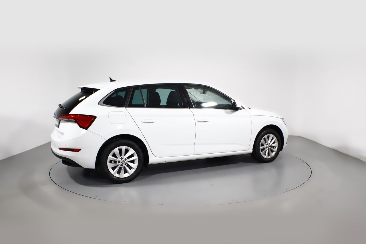 Foto Skoda Scala 24