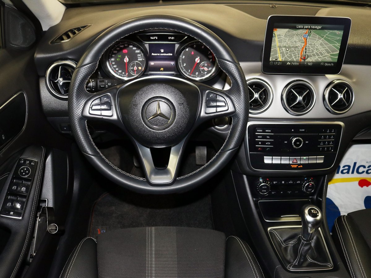 Foto Mercedes-Benz Clase GLA 33