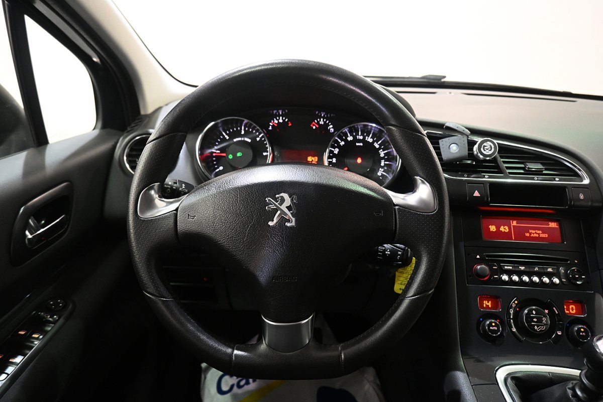 Foto Peugeot 3008 12