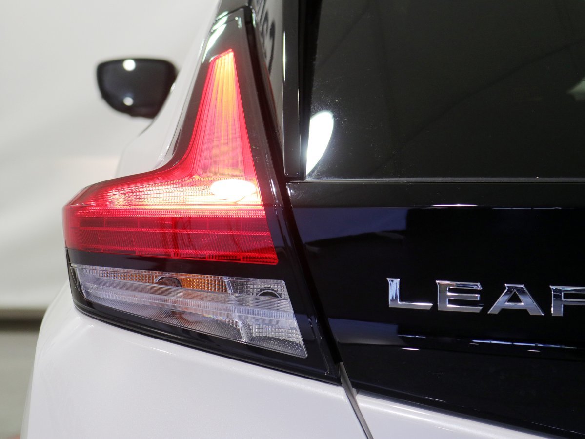 Foto Nissan Leaf 10