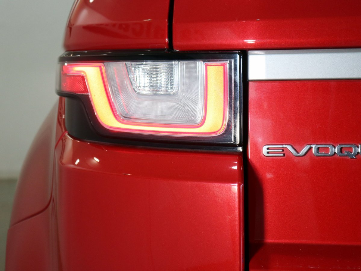 Foto Land-Rover Range Rover Evoque 9