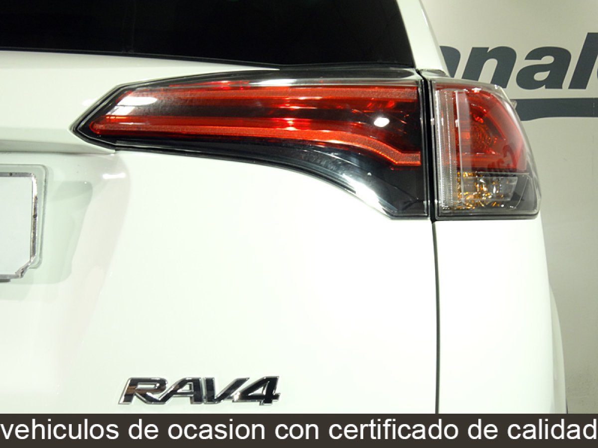 Foto Toyota Rav4 12