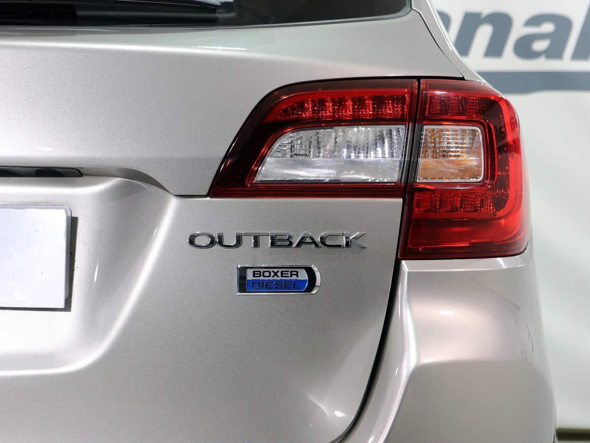 Foto Subaru Outback 11