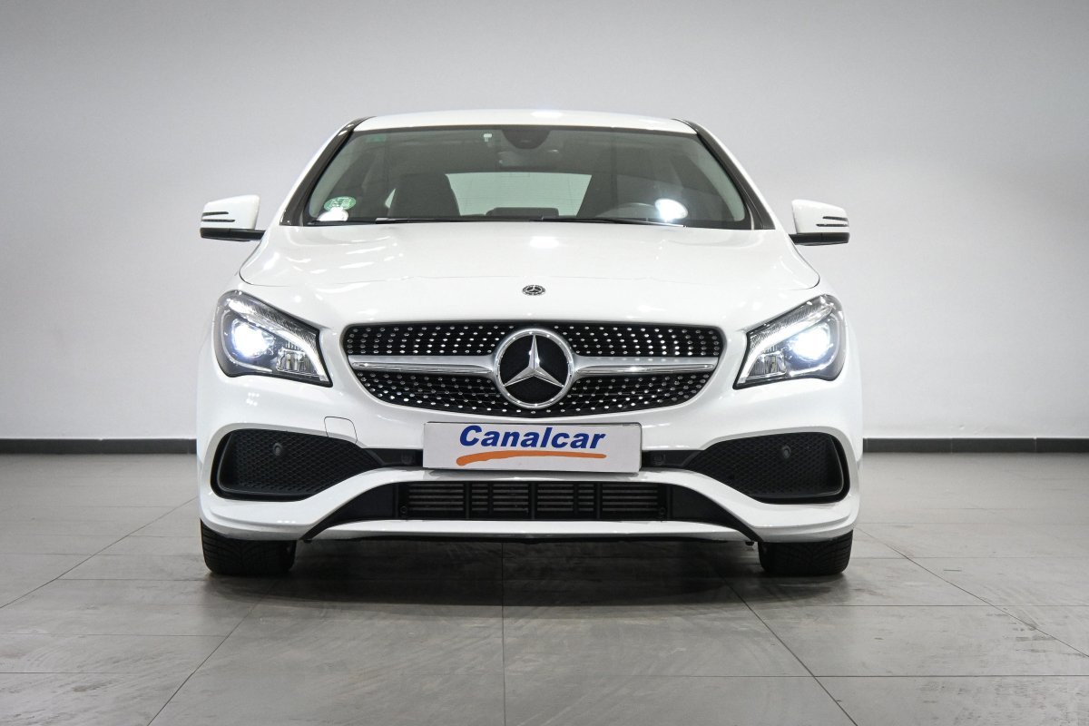 Foto Mercedes-Benz Clase CLA 2