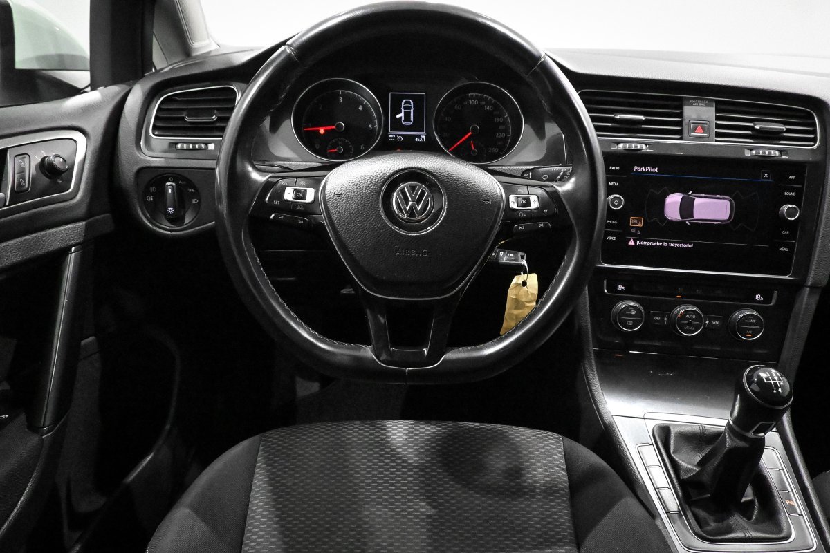 Foto Volkswagen Golf 22