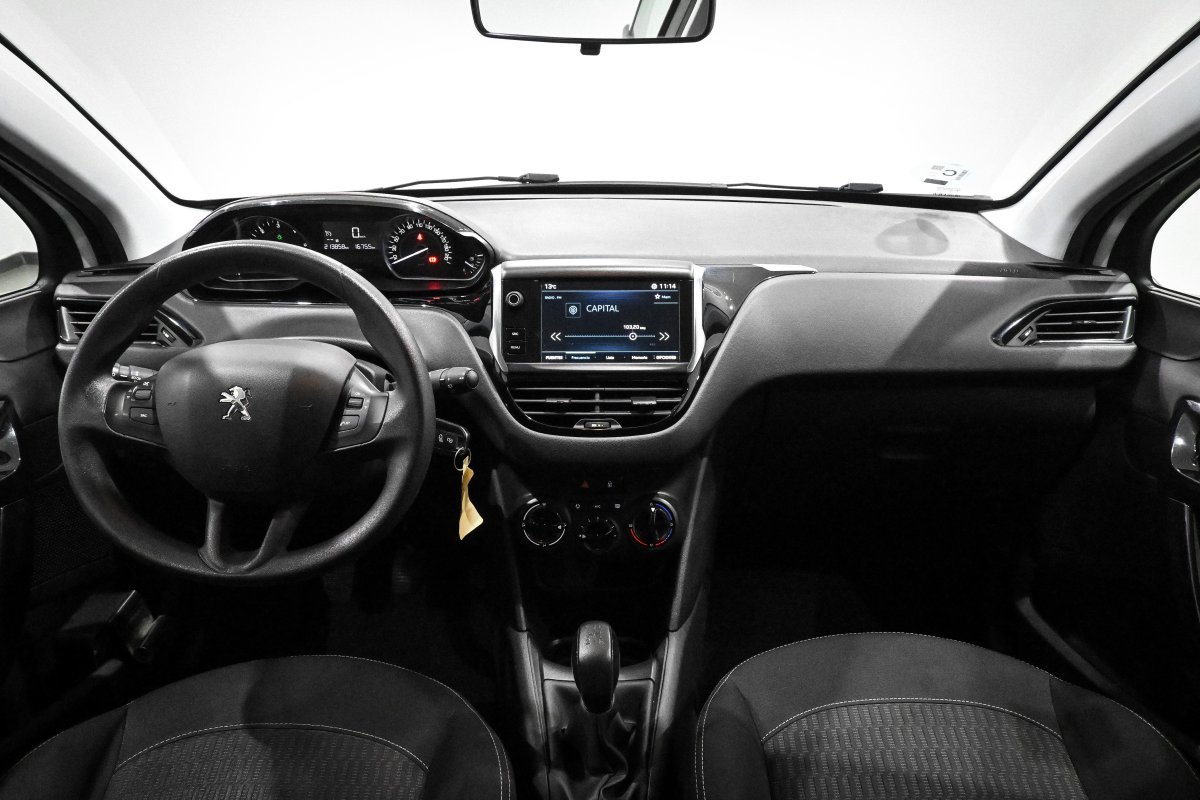 Foto Peugeot 208 22