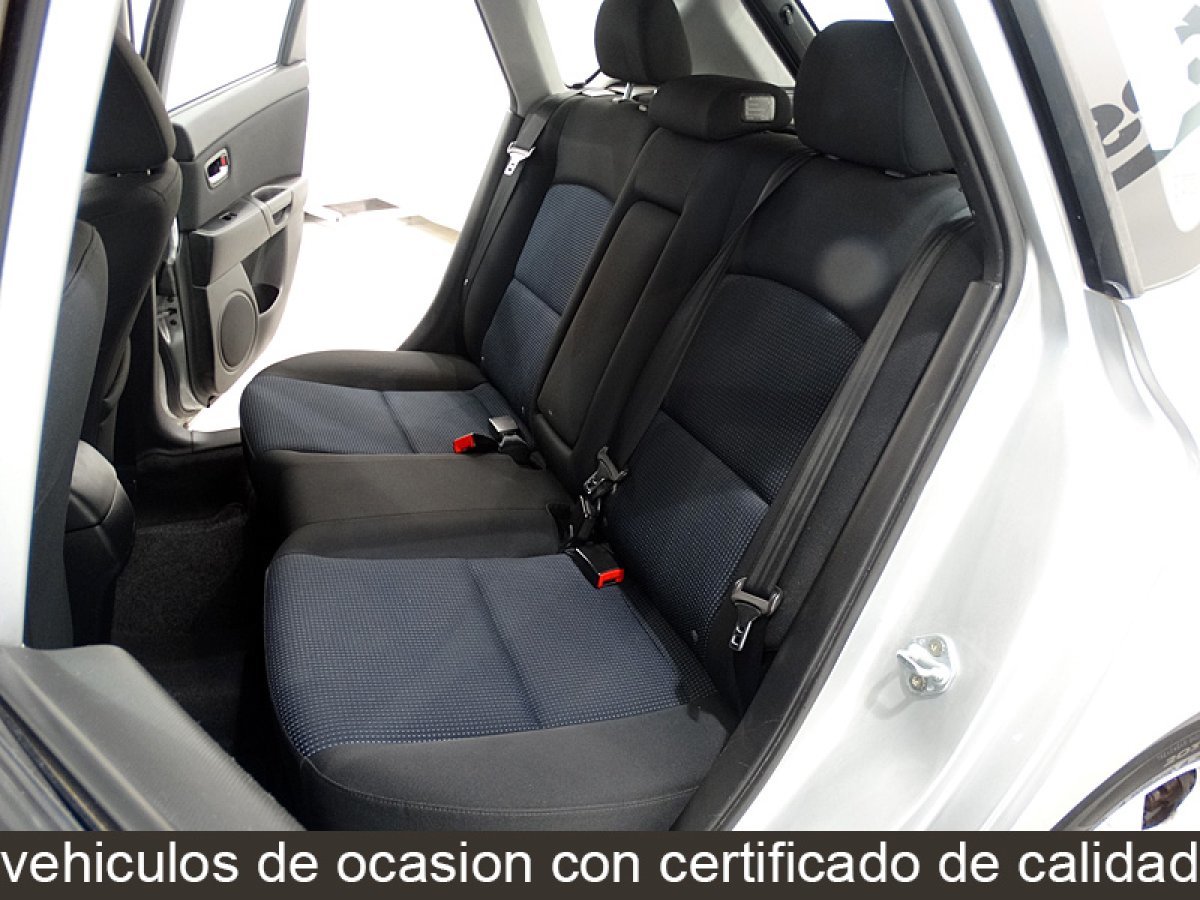 Foto Mazda Mazda3 13