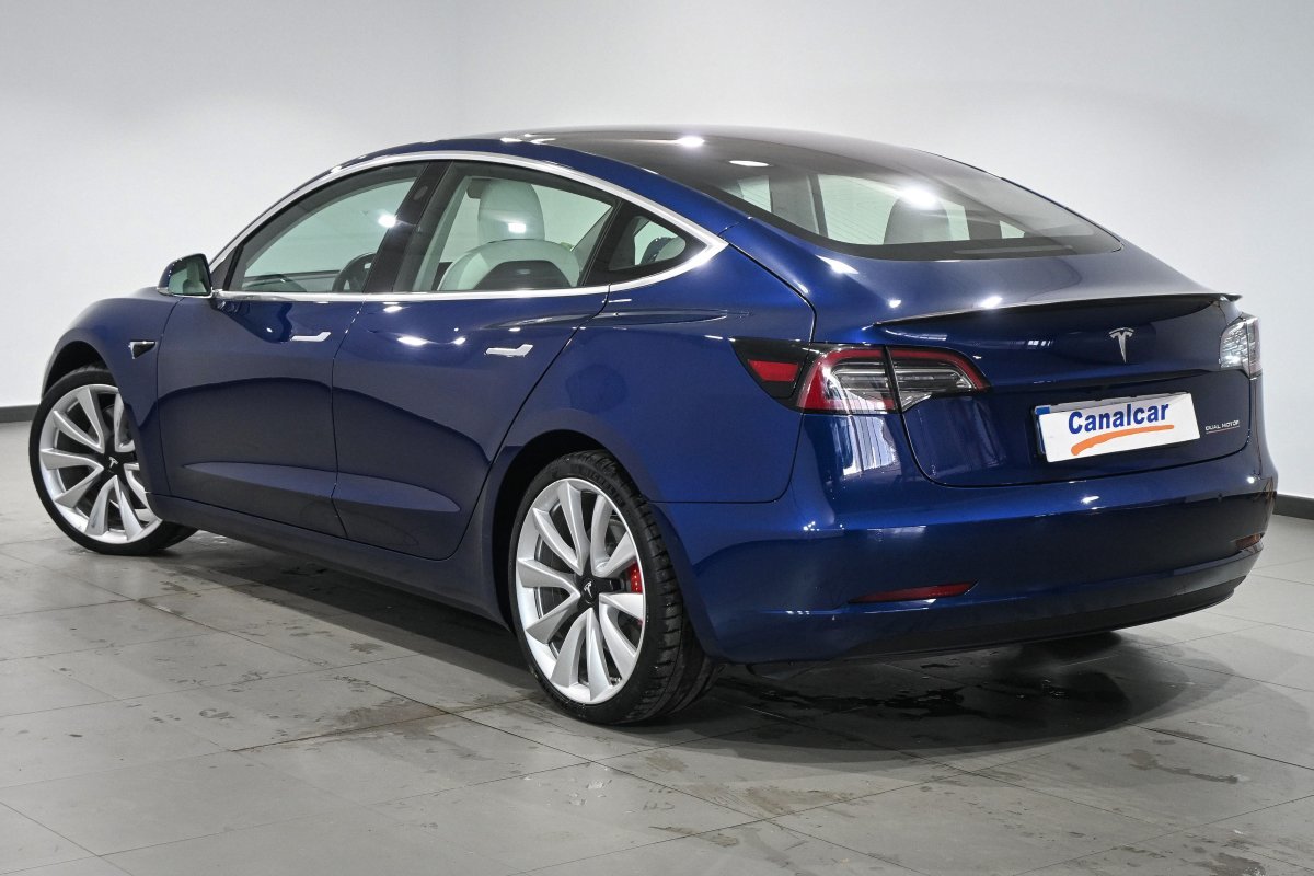 Foto Tesla Model 3 6