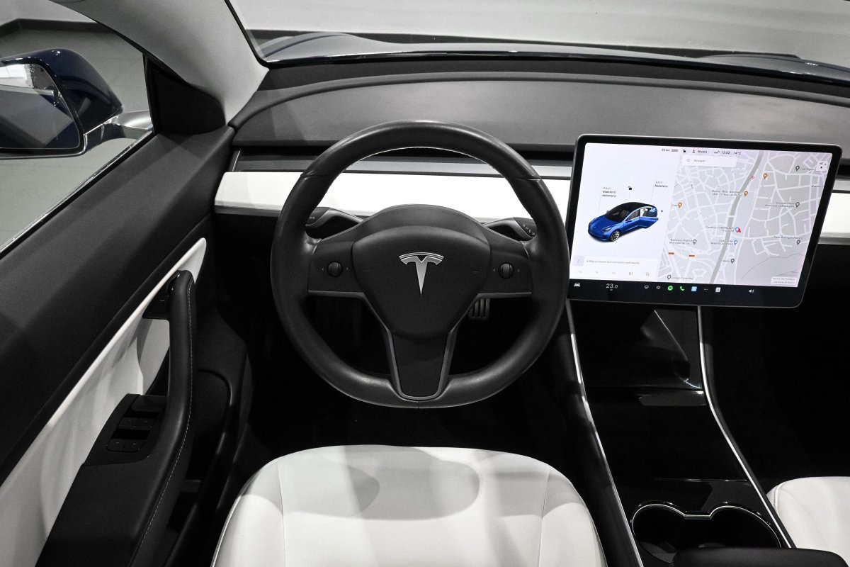 Foto Tesla Model 3 13