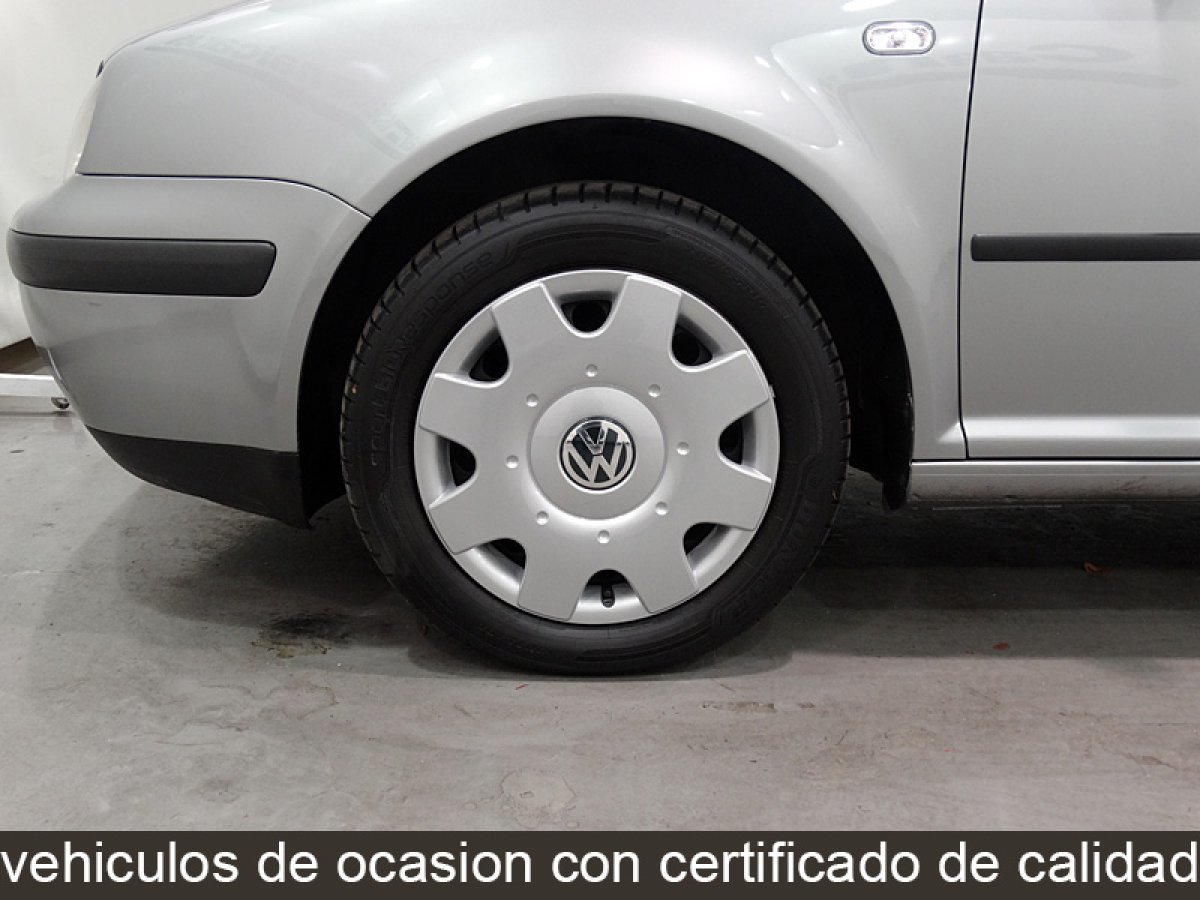 Foto Volkswagen Golf 24