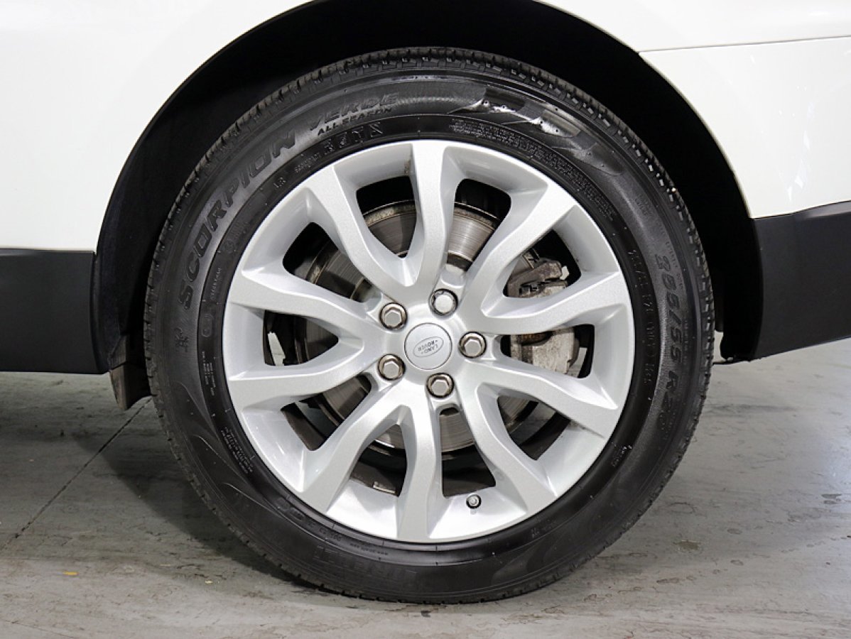 Foto Land-Rover Range Rover Sport 45