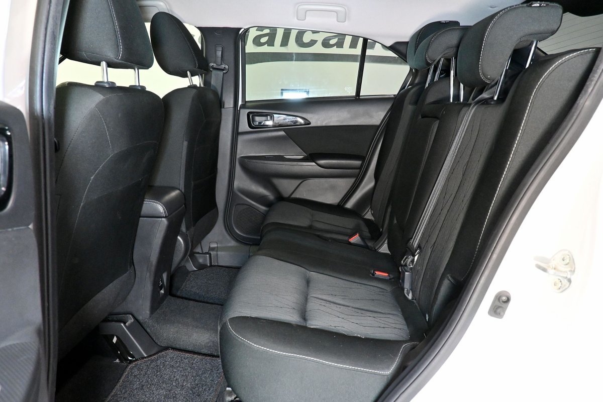 Foto Mitsubishi Eclipse Cross 14