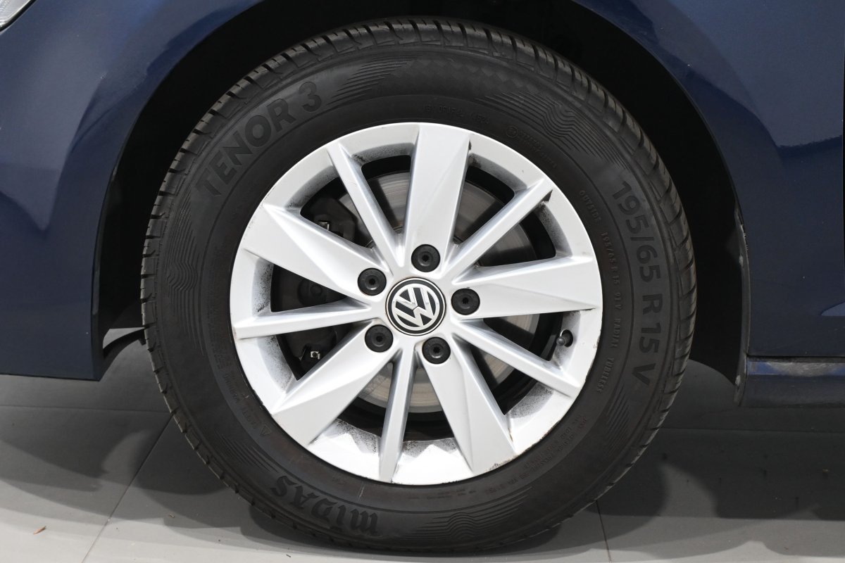 Foto Volkswagen Golf 21