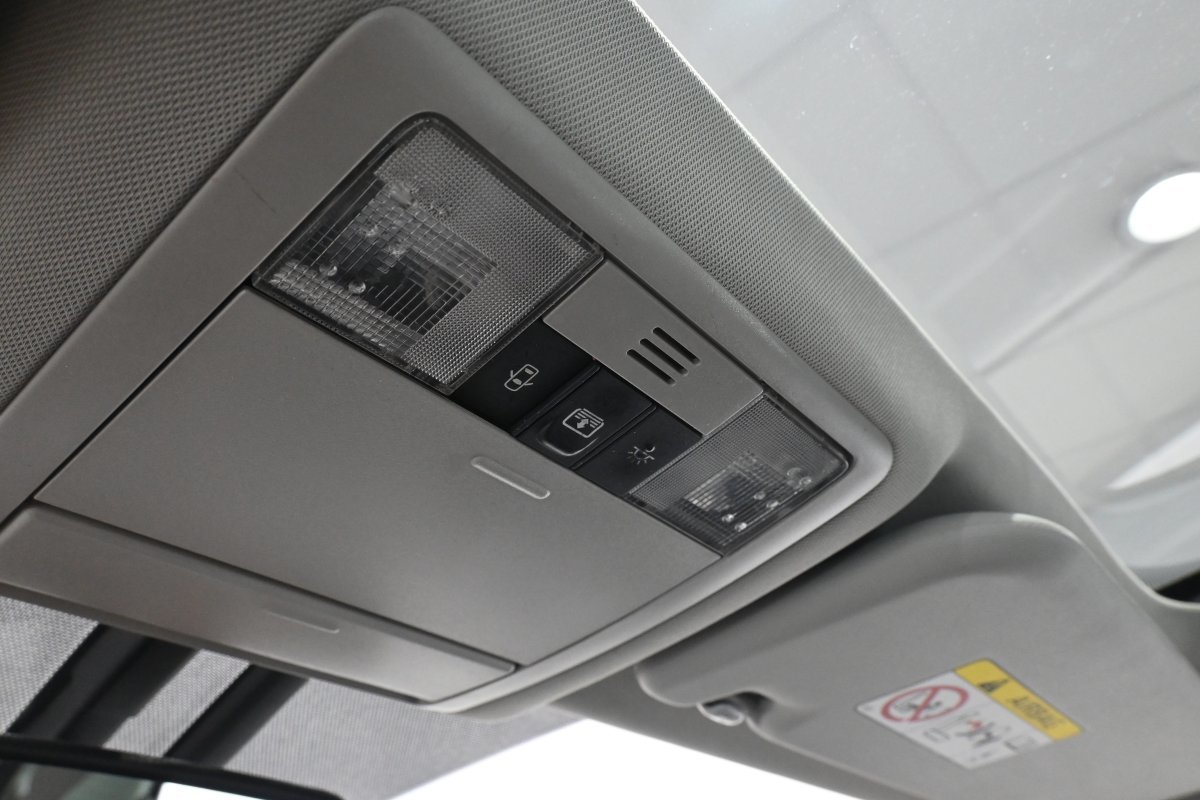 Foto Toyota Corolla Verso 29