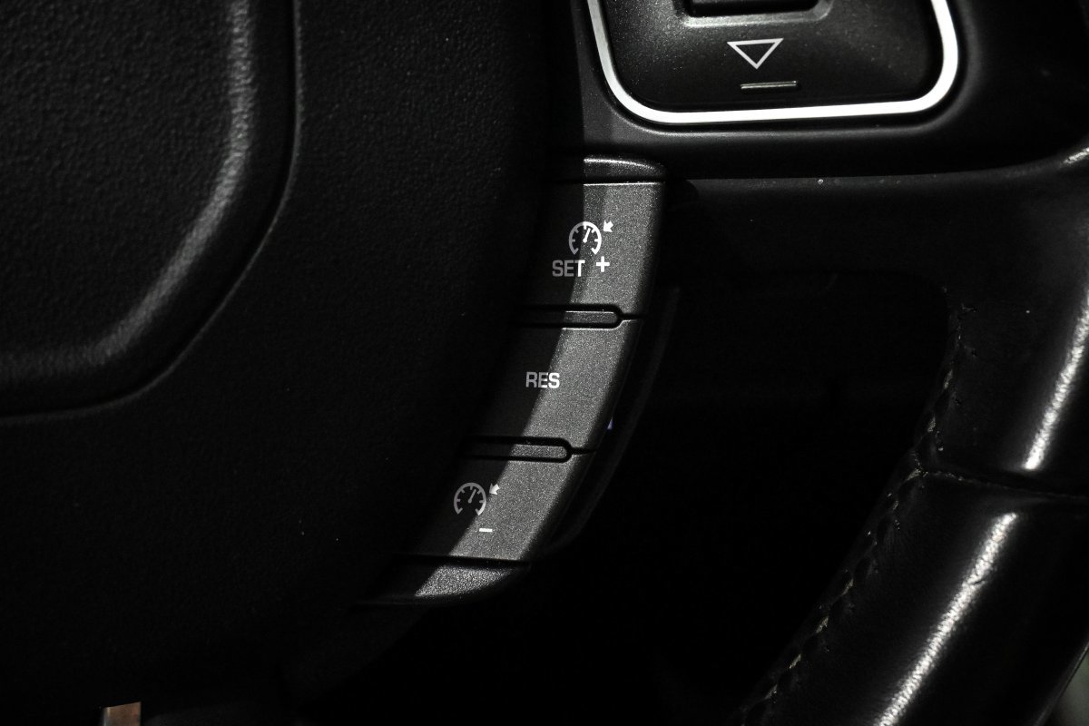 Foto Land-Rover Range Rover Evoque 30