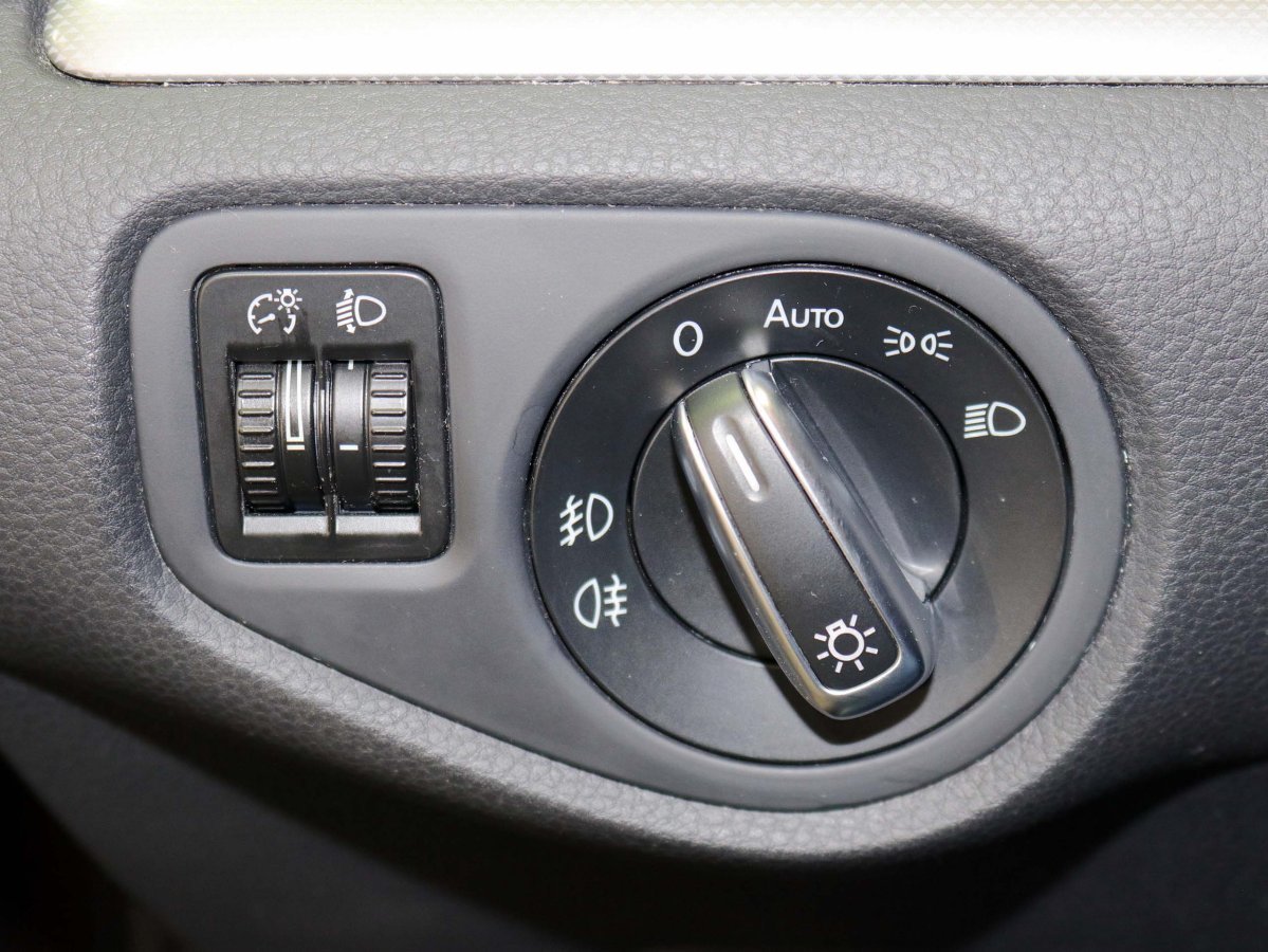 Foto Volkswagen Sharan 25