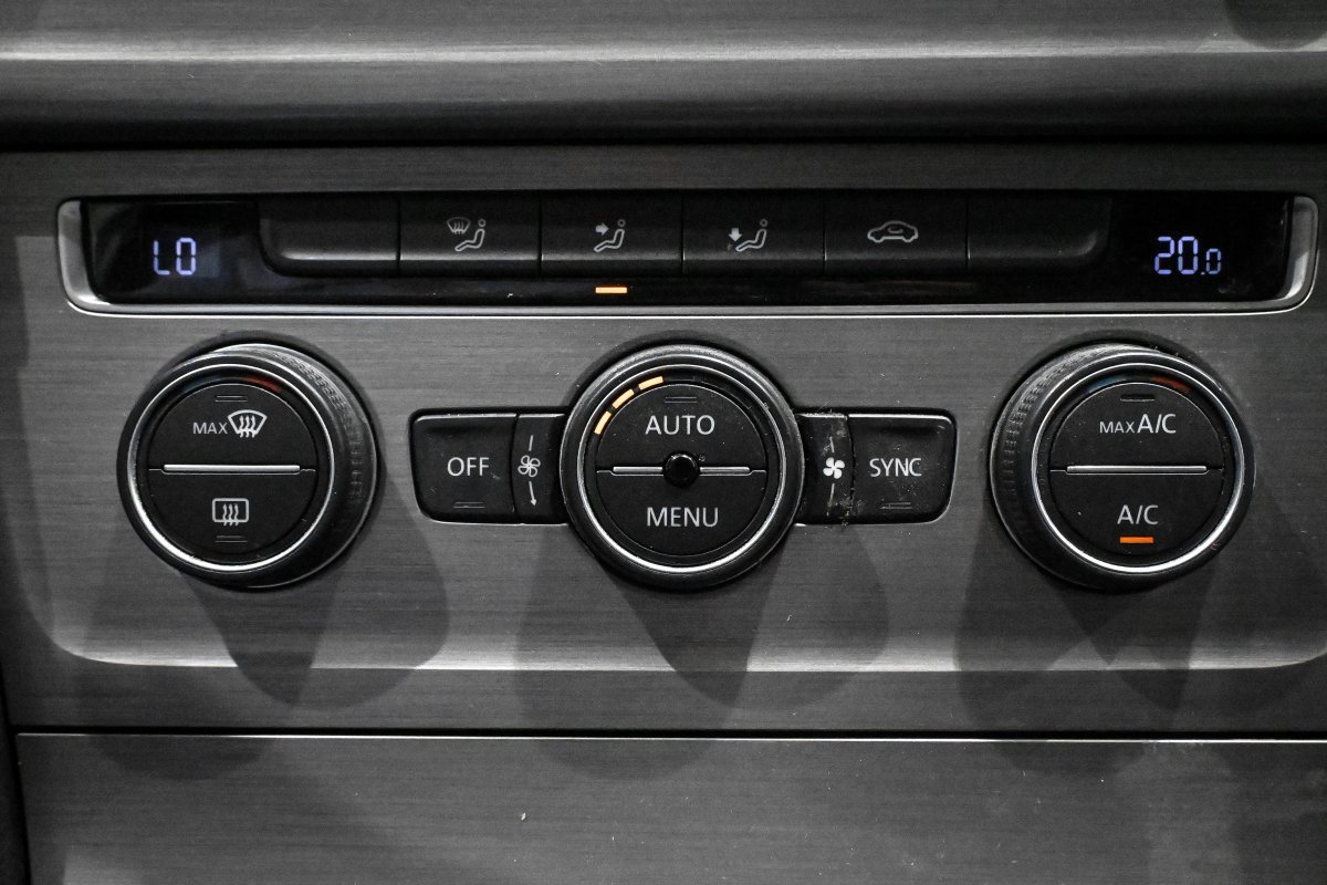 Foto Volkswagen Golf 18