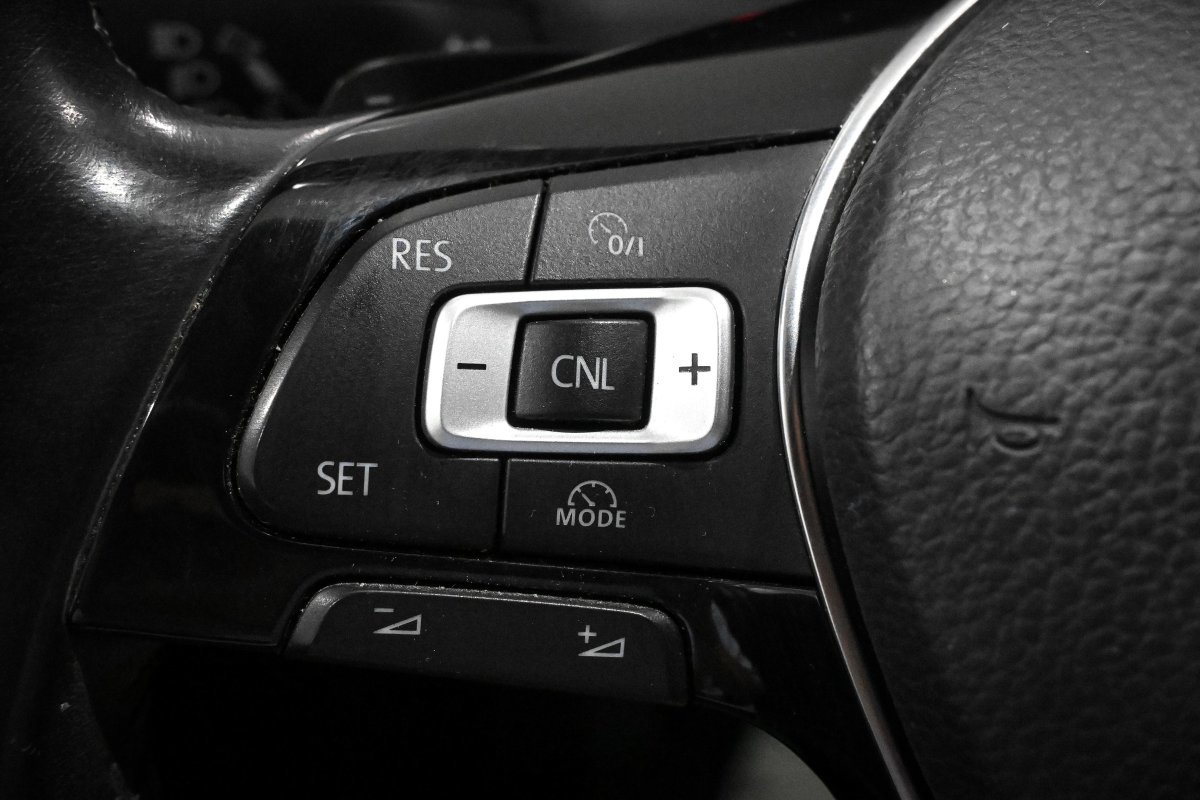 Foto Volkswagen Golf 25