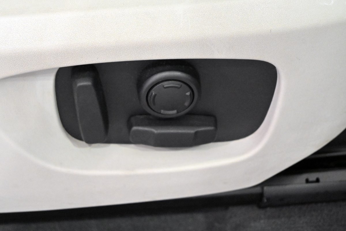 Foto Land-Rover Discovery Sport 26