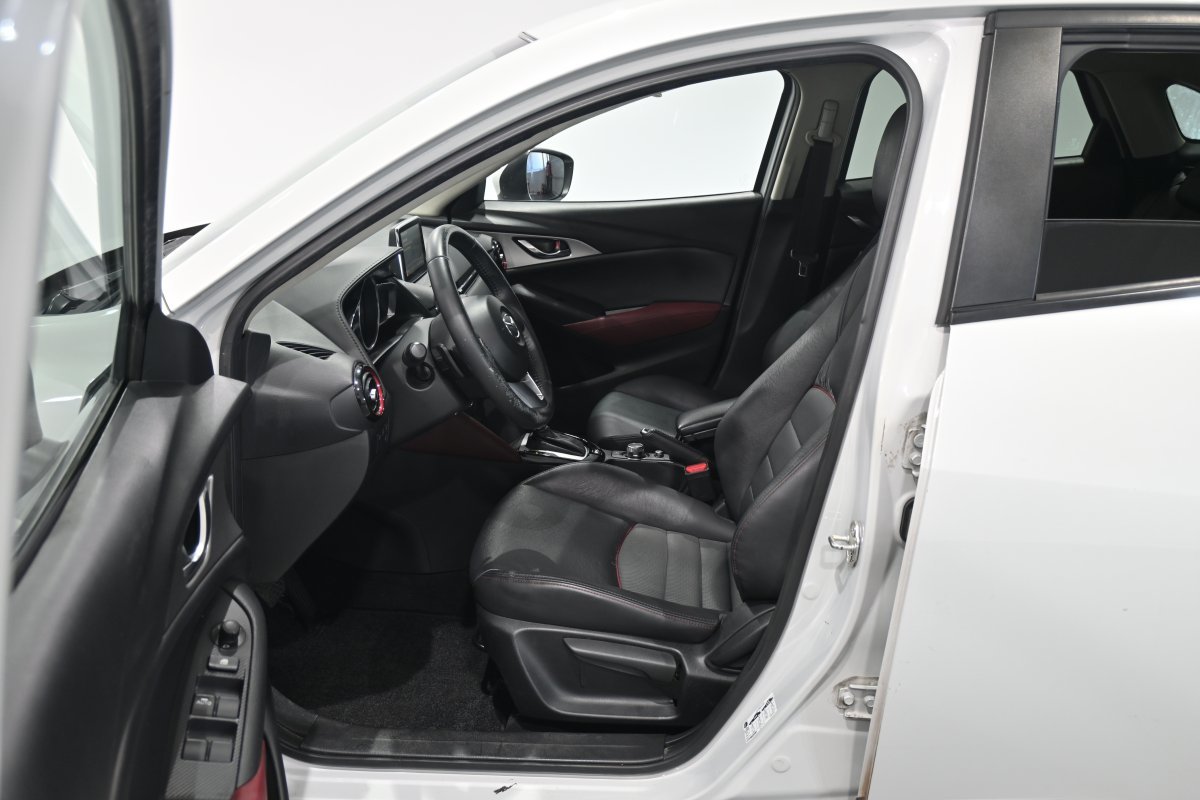 Foto Mazda CX-3 9