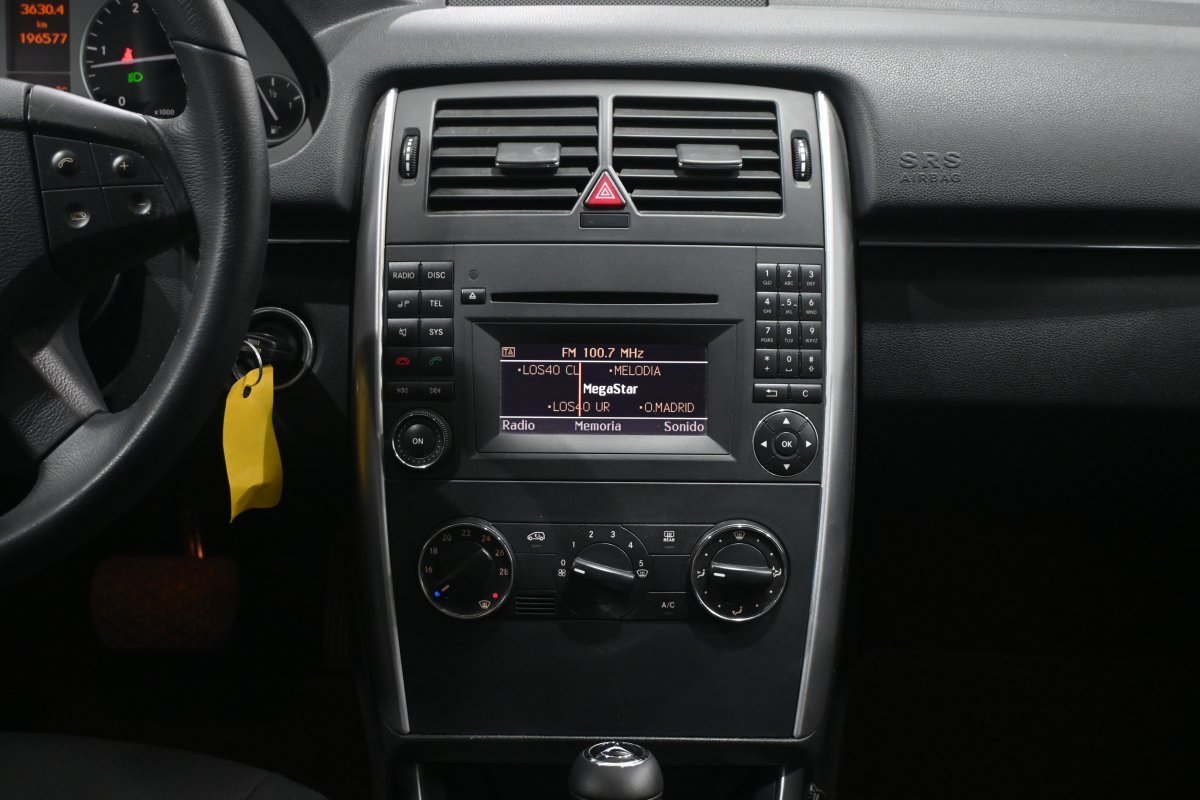 Foto Mercedes-Benz Clase B 14