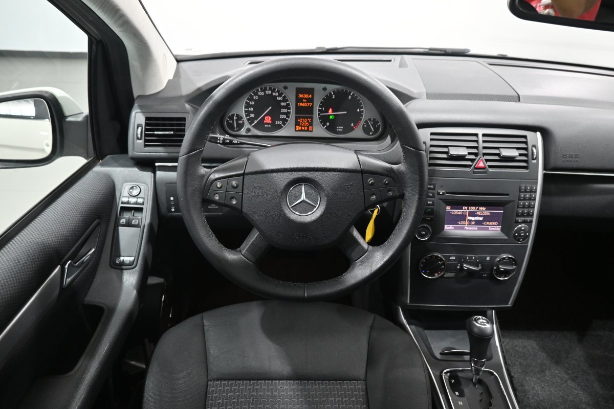 Foto Mercedes-Benz Clase B 16