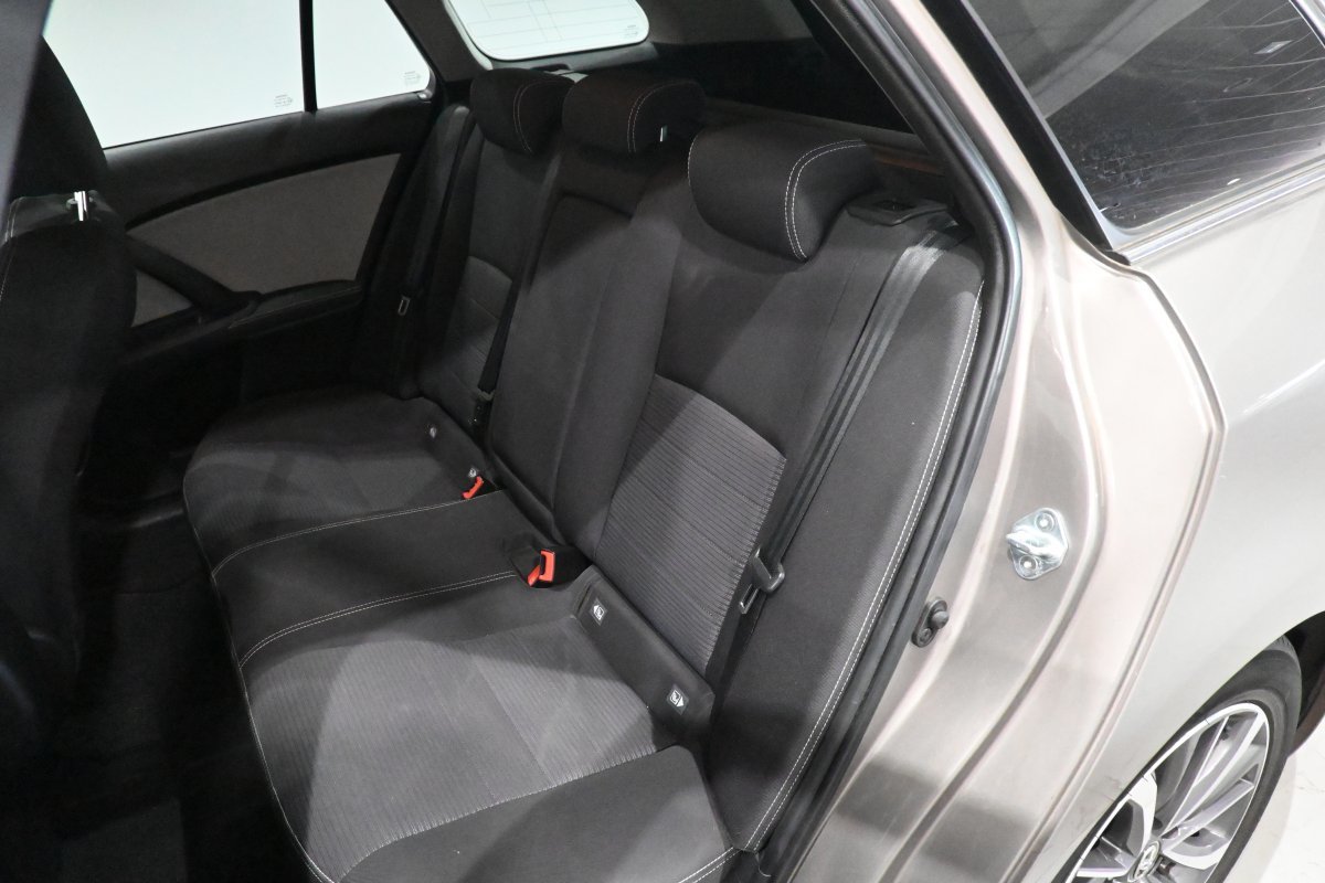 Foto Toyota Avensis 10