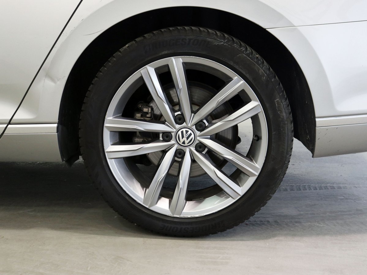 Foto Volkswagen Passat Variant 36