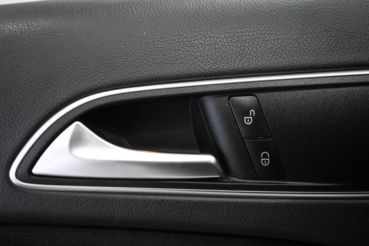 Foto Mercedes-Benz Clase GLA 33