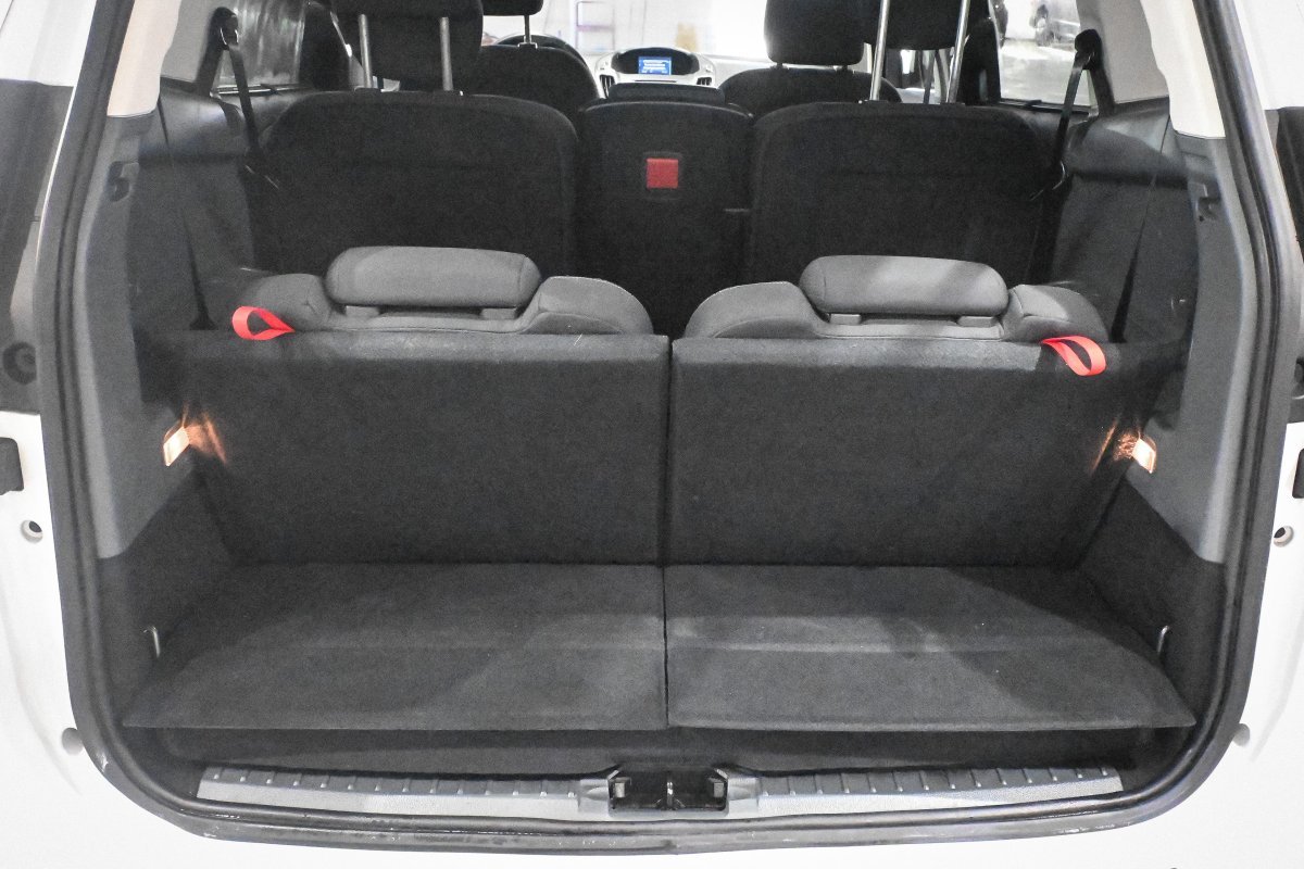 Foto Ford Grand C-MAX 9