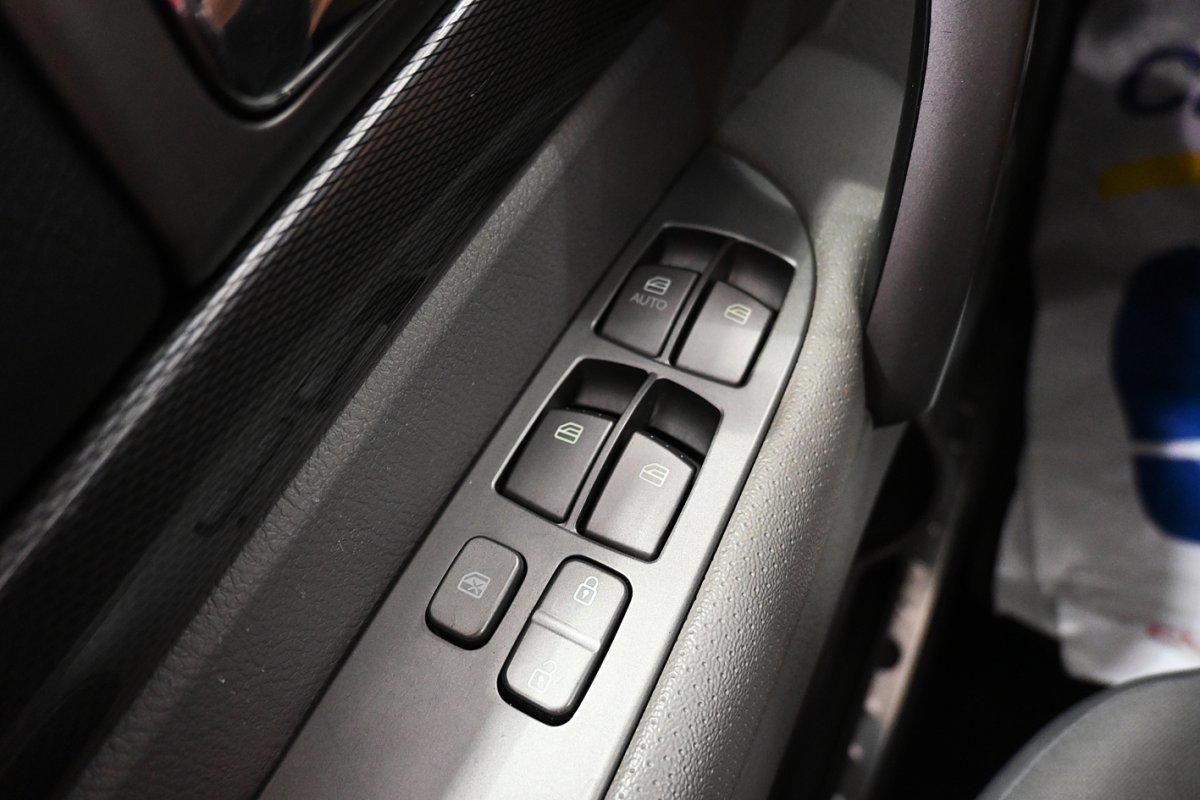 Foto SsangYong Rodius 10