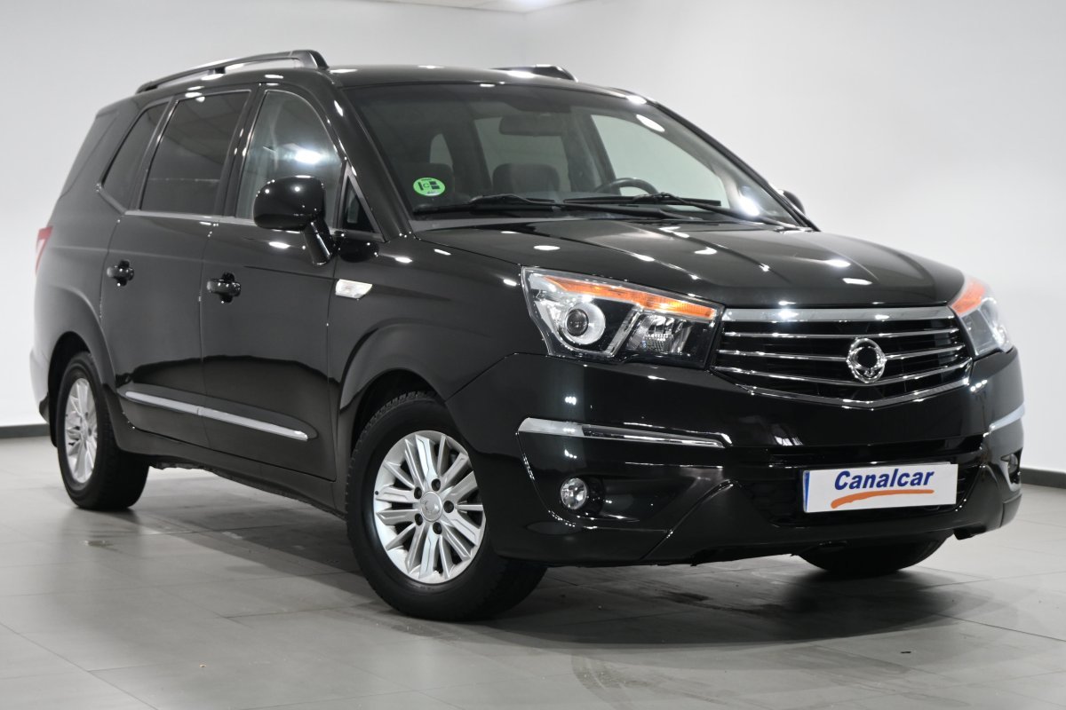 Foto SsangYong Rodius 3