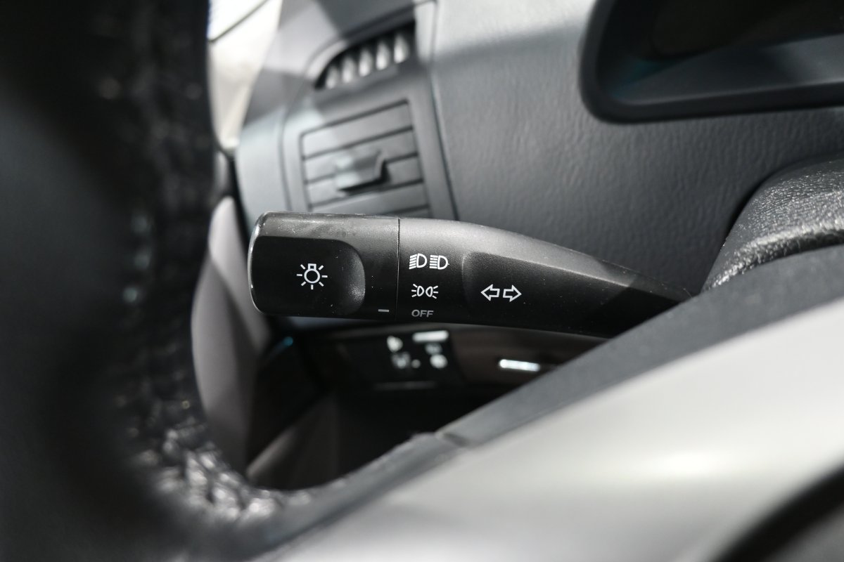 Foto SsangYong Rodius 24