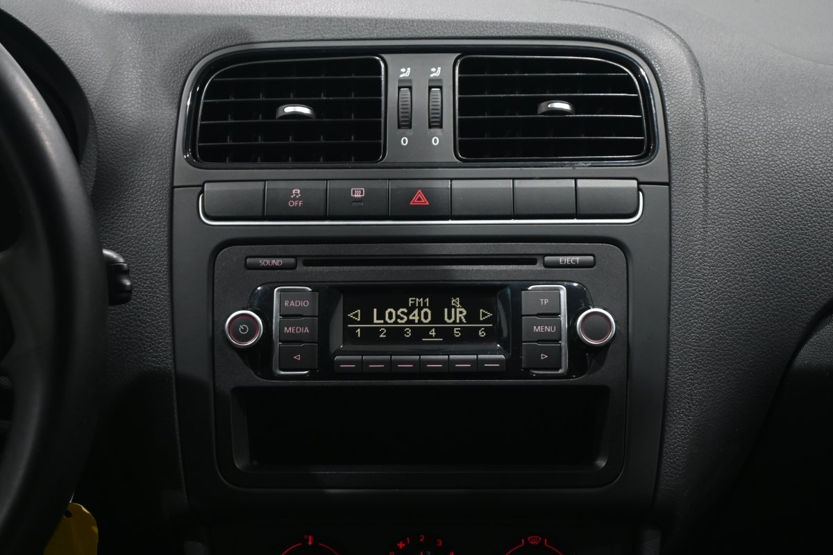 Foto Volkswagen Polo 14