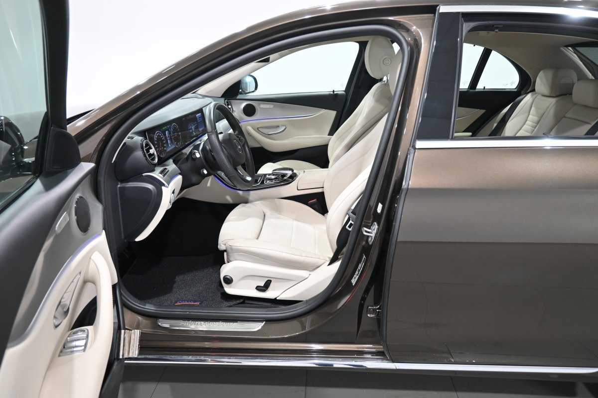 Foto Mercedes-Benz Clase E 10