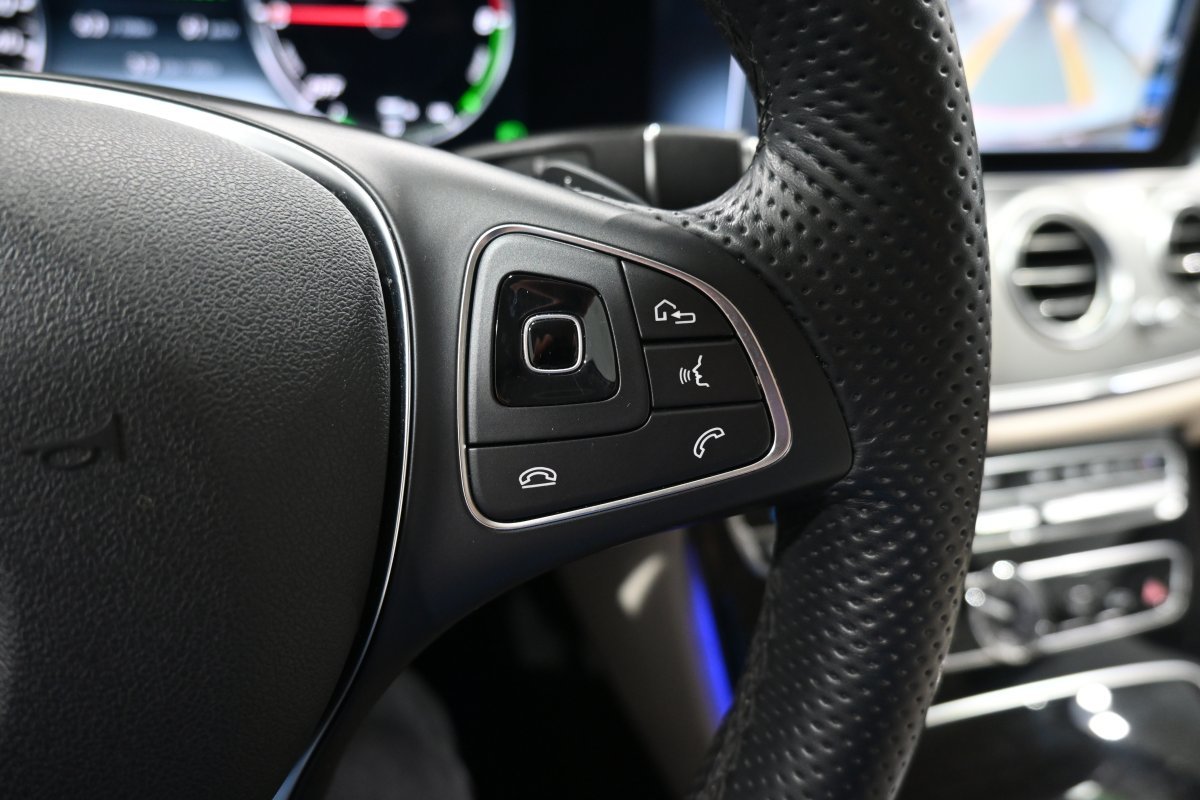 Foto Mercedes-Benz Clase E 22