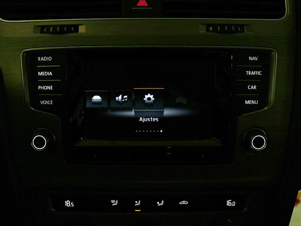 Foto Volkswagen Golf 18